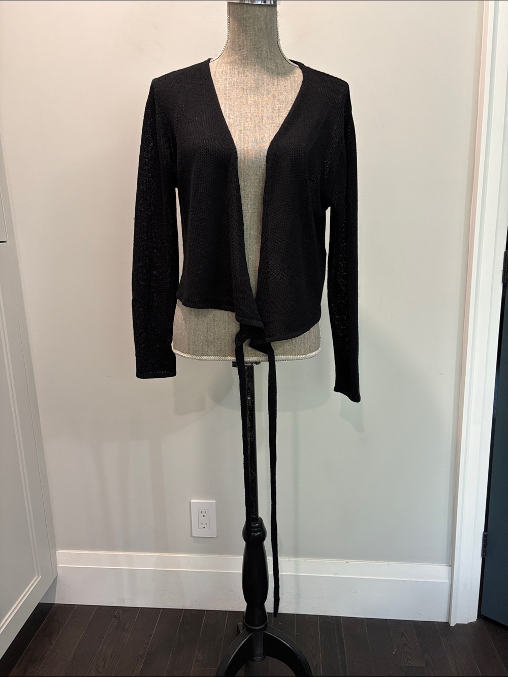 Eileen Fisher Black 100% Wool Tie Front Wrap Cardigan Size M Lightweight - Picture 5 of 16
